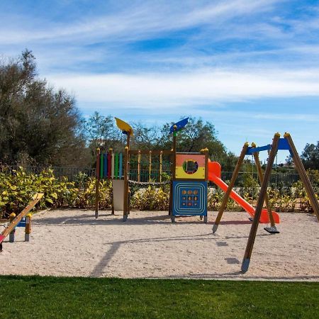 אלבופיירה Green C Apartment - Luxurious & Playground & Garage מראה חיצוני תמונה